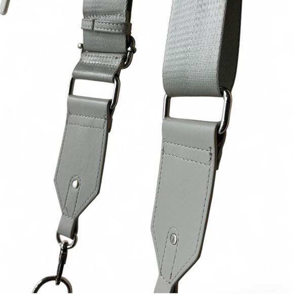 Wanderfull Puffer Water Bottle Carrier Crossbody Vegan Leather Gray EUC Fitness - Picture 5 of 7